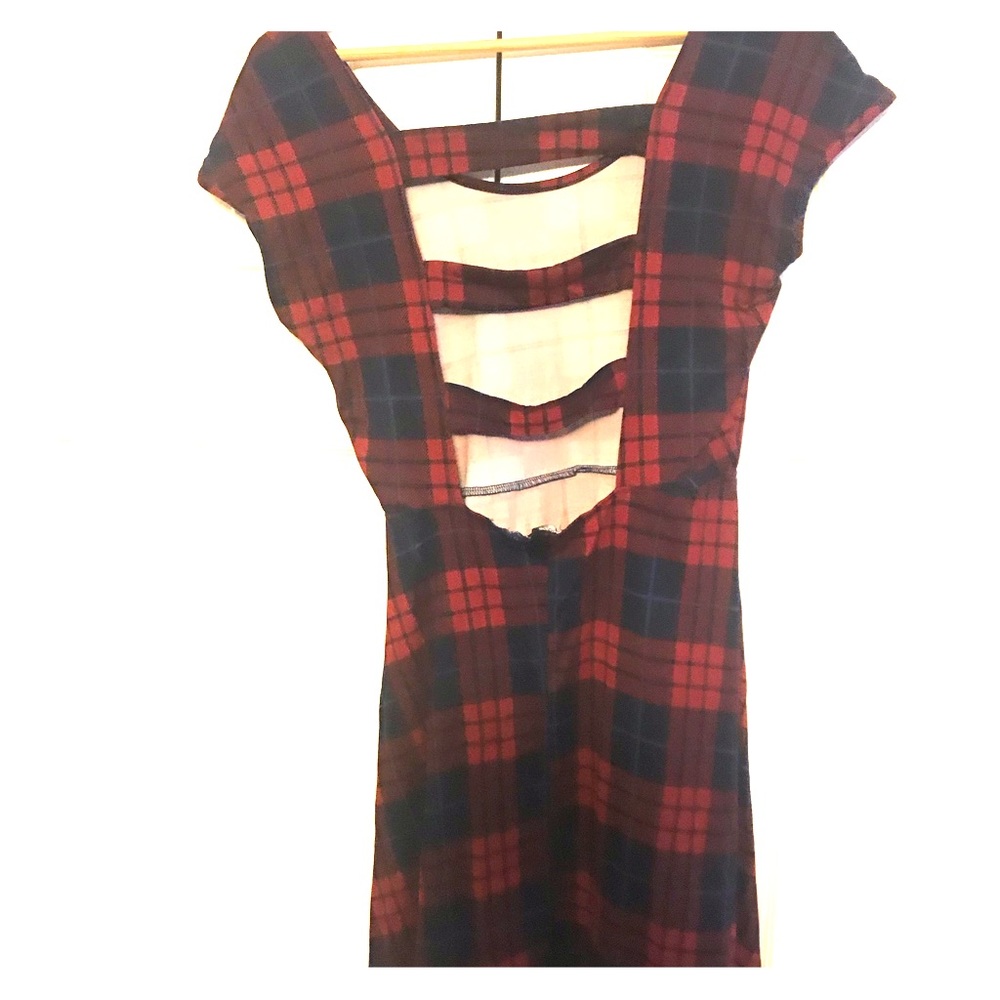 Plaid back cut out dress!